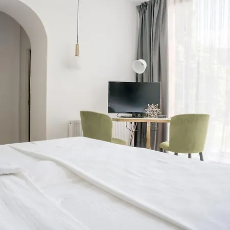 Morea Hotel 3*