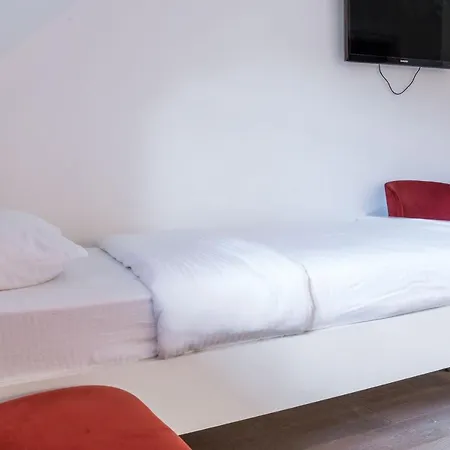 Morea Hotel 3*
