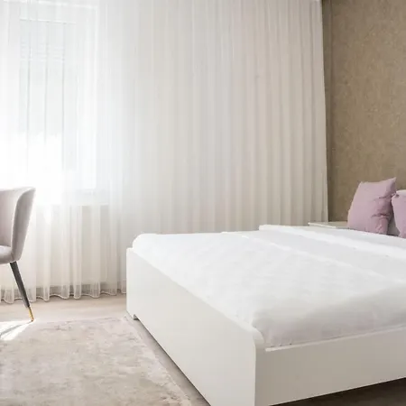 Morea 3* Ljubljana