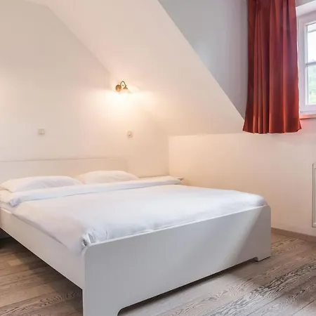 Morea 3* Ljubljana