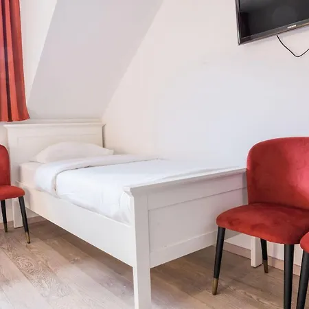 Morea Hotel 3*
