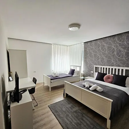 Отель Morea 3*