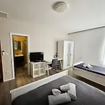 Morea Hotel