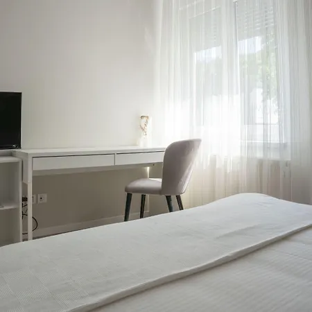 Morea Отель Любляна